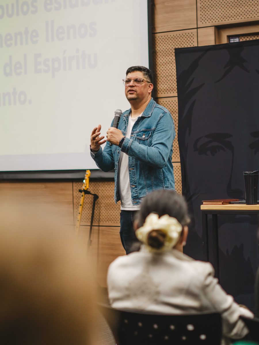 Pastor Royer Zambrano